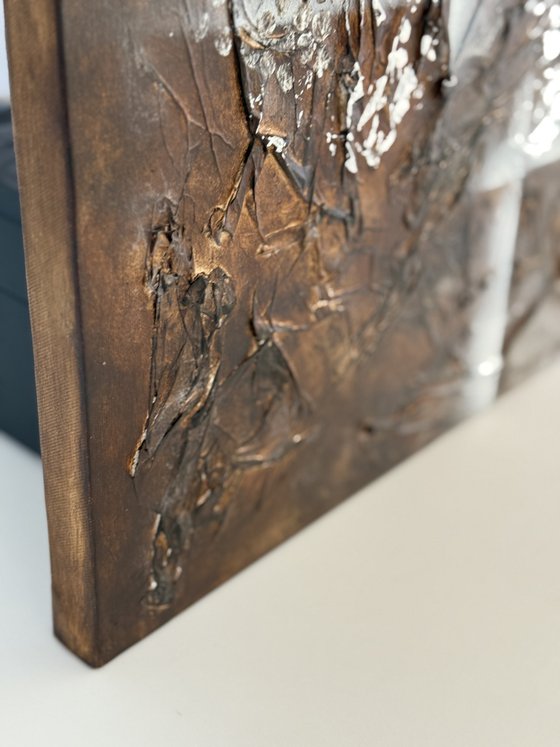 White Buds in the Bronze