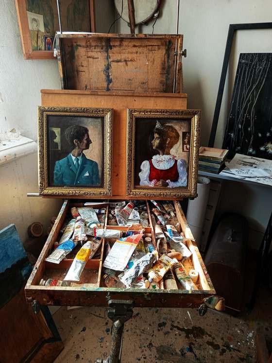 The Burgher Diptych: Two Sides of a Story