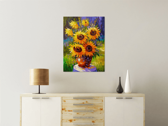 Bouquet of sunflowers in nature