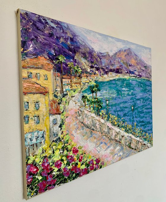 Bellagio promenade by lake Como