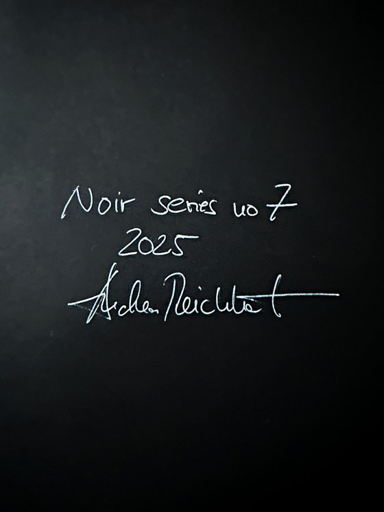 NOIR series no7
