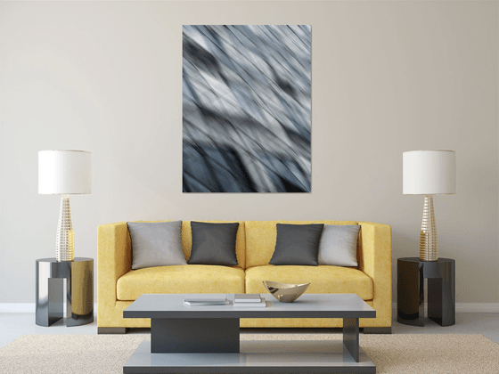 BLURRED GLASS