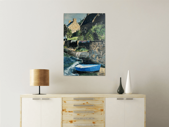The blue boat