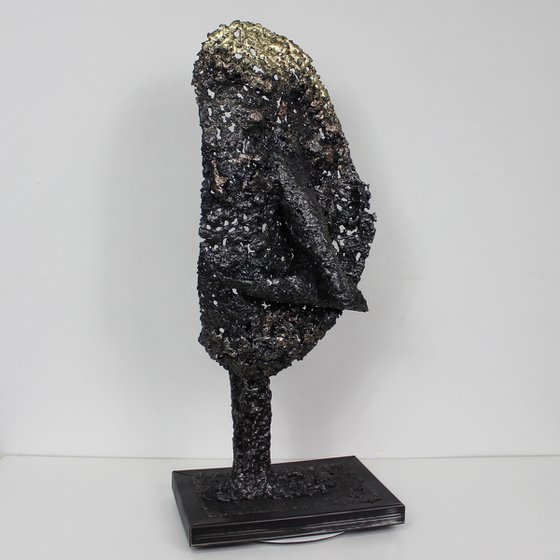 Metal Face Sculpture “Le Blond”