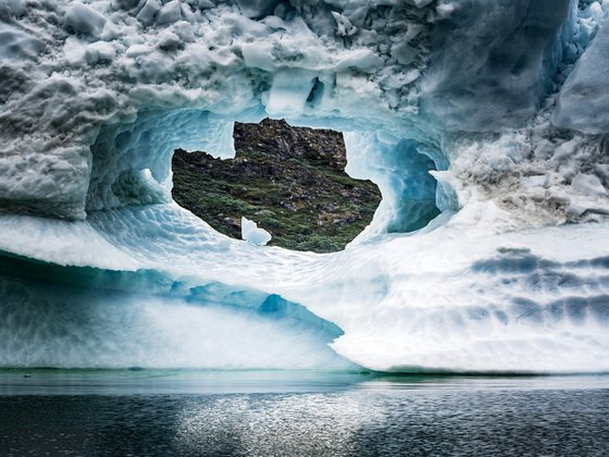 THE GLIMPSE FROM ICE