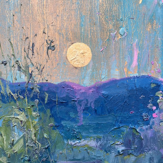 Spring Silence Under the Moon