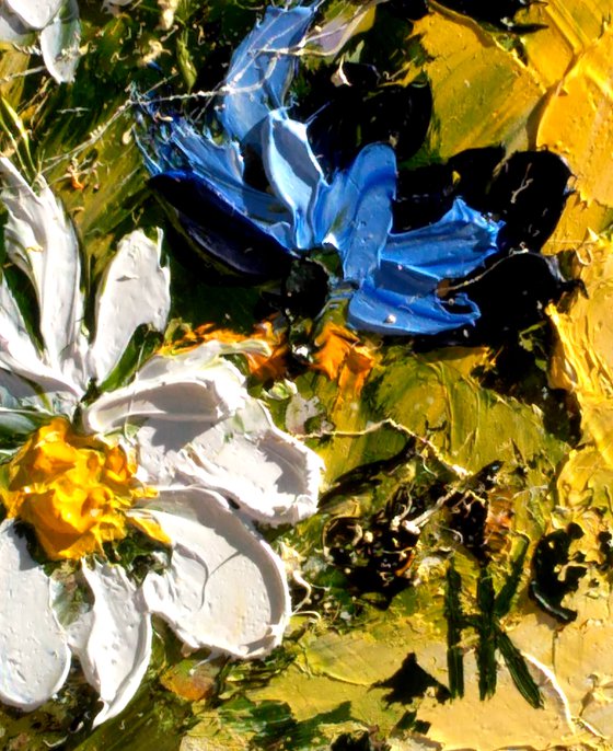 Daisy Painting Floral Original Art Cornflowers Abstract Meadow Chamomile Flowers Impasto Palette Knife Oil Artwork Home Wall Art 8 by 10 inches