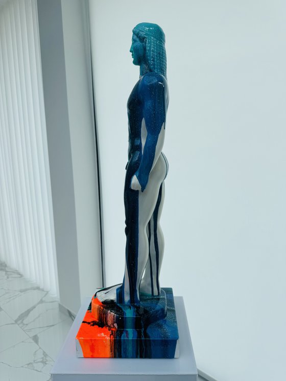 Kouros Reborn