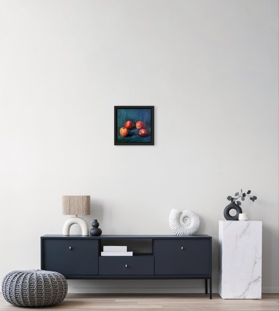 Blue depth, red light