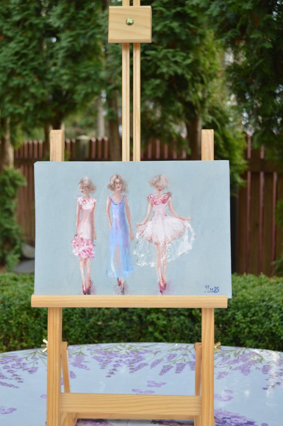 Funny Fashionable Girls