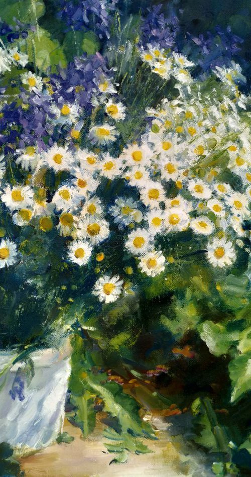 Forest daisies by Valentina Andrukhova