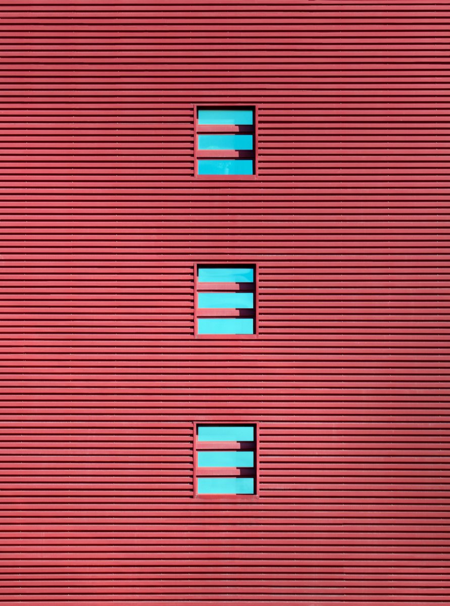 Red wall by Marcus Cederberg