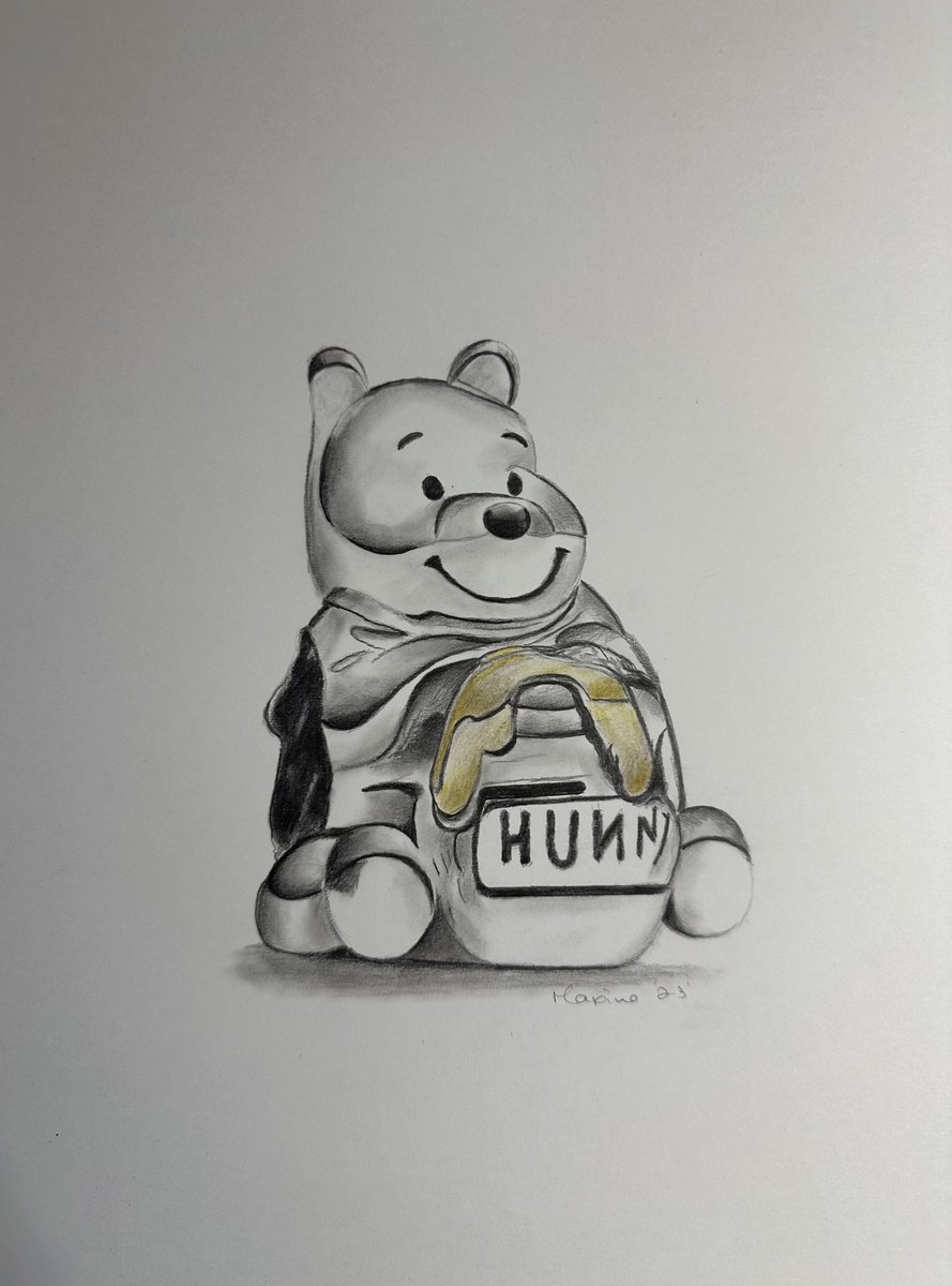Winnie the poo by Maxine Taylor