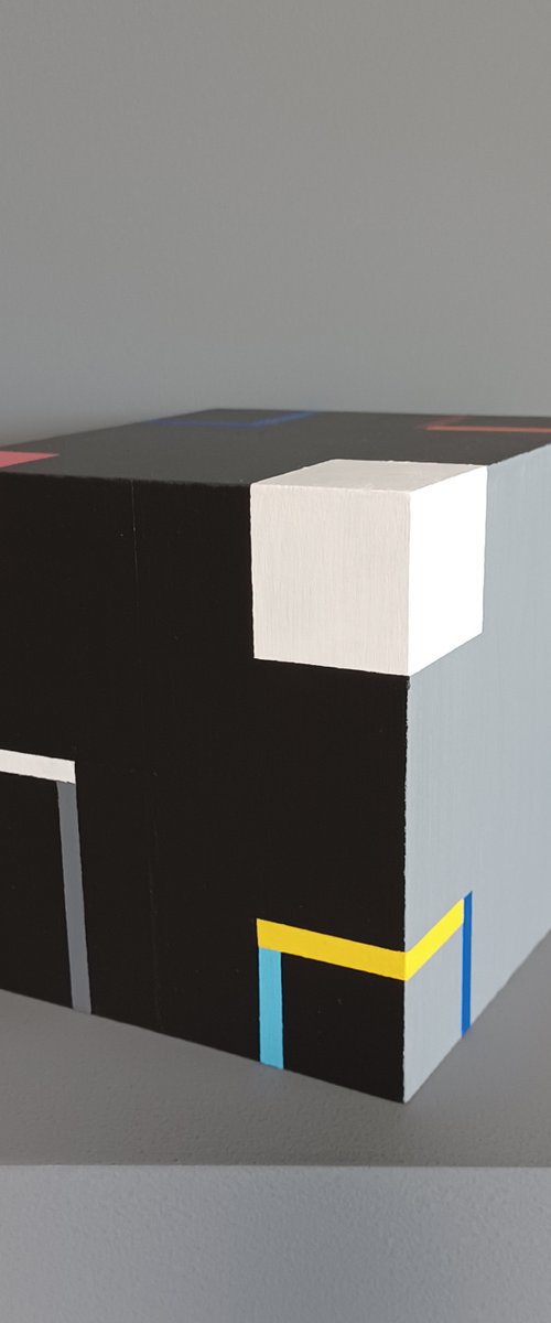 Cube J by Luis  Medina