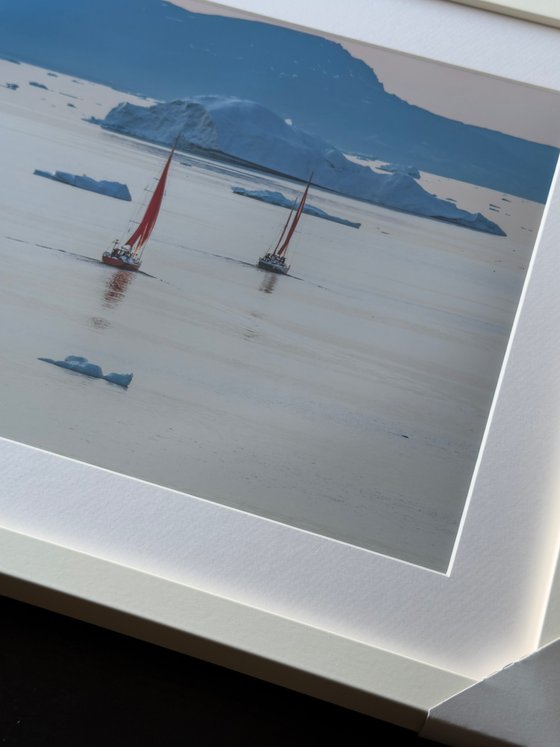 SAILING LIGHT