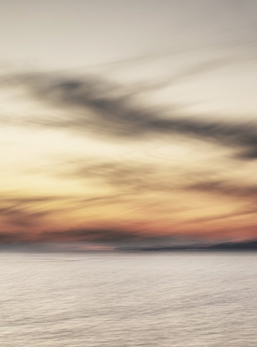 The gulf in shades (studio 14) by Karim Carella