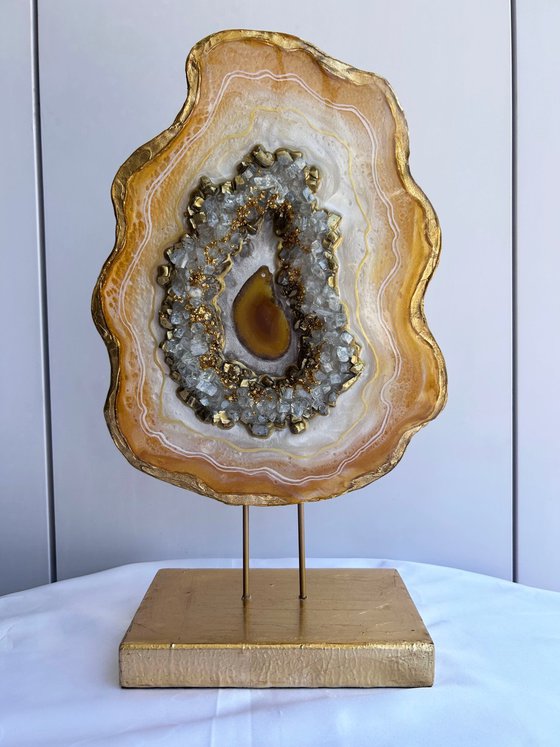 Geode Slice White Pearl & Gold