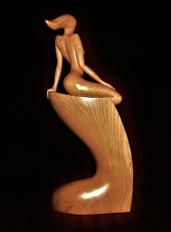 Wood sculpture NYMPH