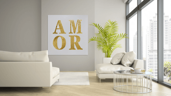 Amor in gold