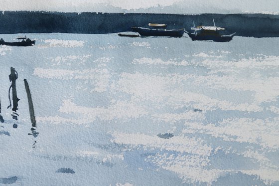 Sun shines on Thalayi harbour