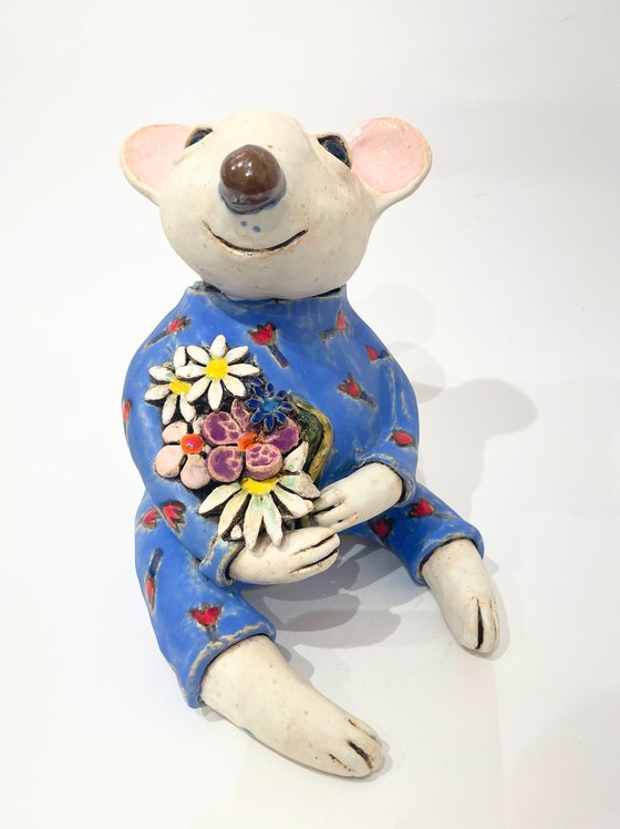 Sunlit Mouse Serenade