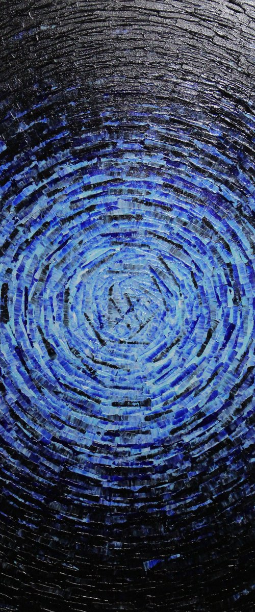 Fragmented Blue Burst by Jonathan Pradillon
