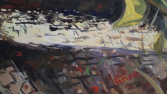 Sofá con cojines rojos