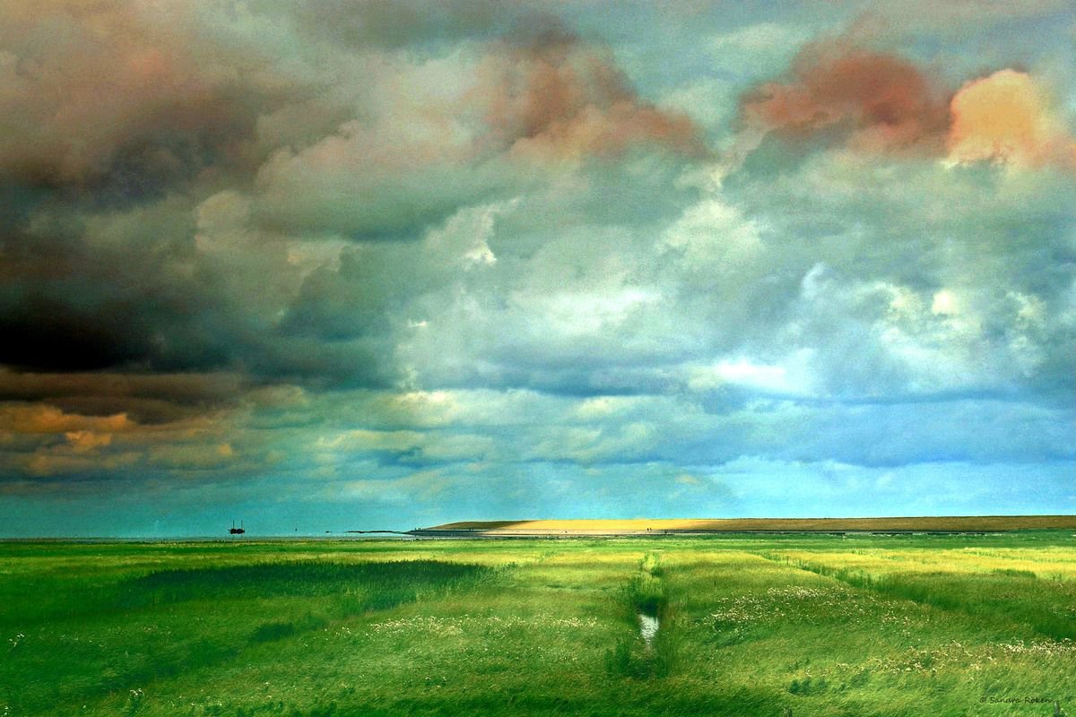 Cloudy day at the Sea - Hahnemuhle Photo Rag 308 Paper by Sandra Roeken
