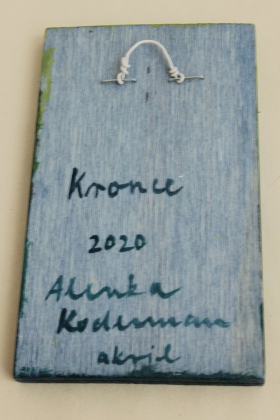 Kronce / Snow Bells / Gravetye Giant, 2020, acrylic on wood, 11,7 x 6,8 cm