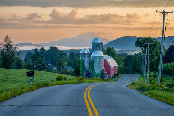 Down the Road, Waitsfield, 43 x 29
