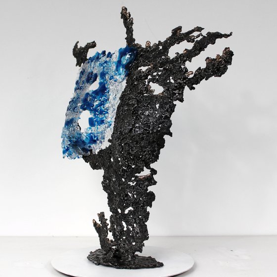 Belisama blue sea - Body woman sculpture metal bronze , steel and glass