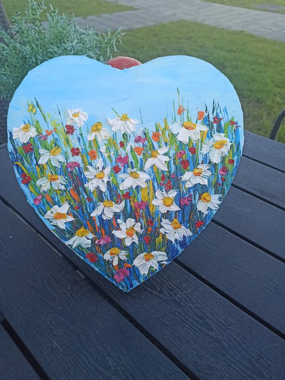 Impasto daisies at the meadow