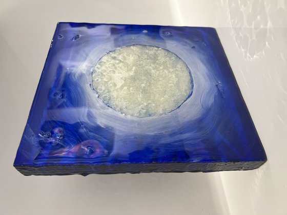 MOON - 28