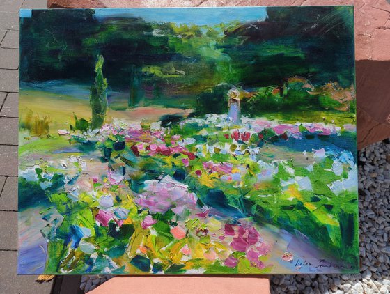 Walk in a botanical garden