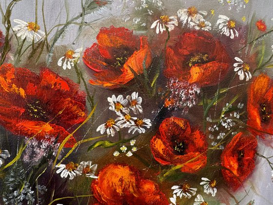 Passionate Kiss: Heart of Poppies and Daisies