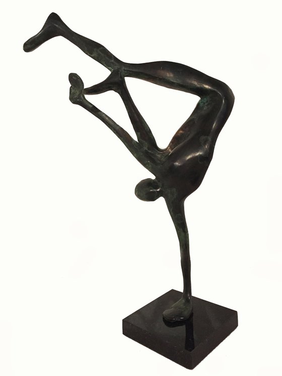Break dancer - Gravity defier