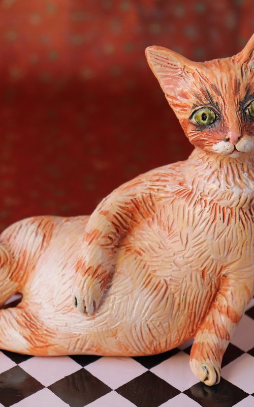Red Fury Resting. Ceramic cat sculpture. by Elya Yalonetski