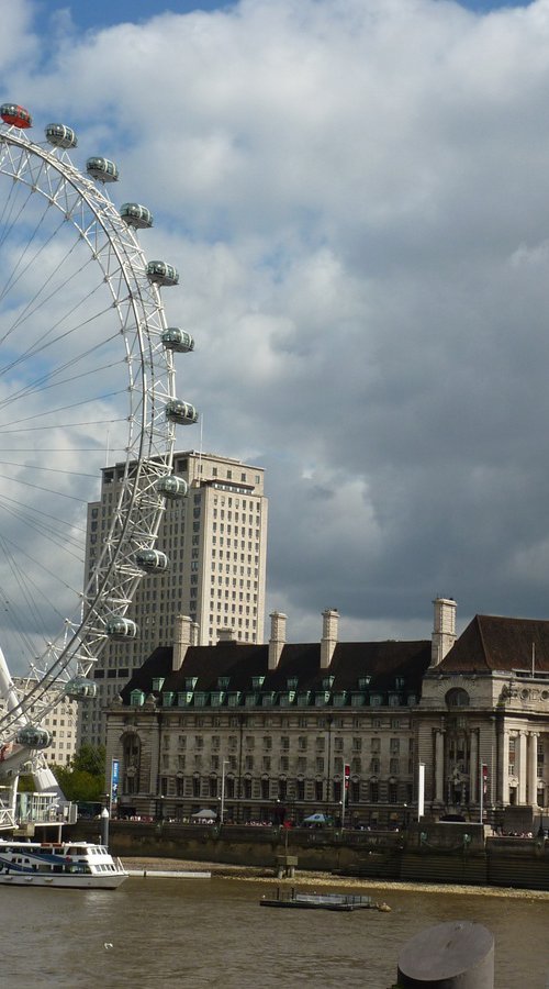 The London Eye by Tim Saunders