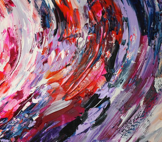 Vibrant Circle D 4