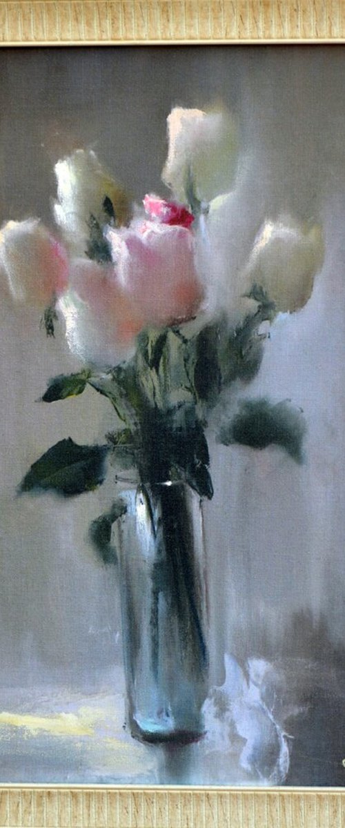 Roses in vase by Elena Lukina