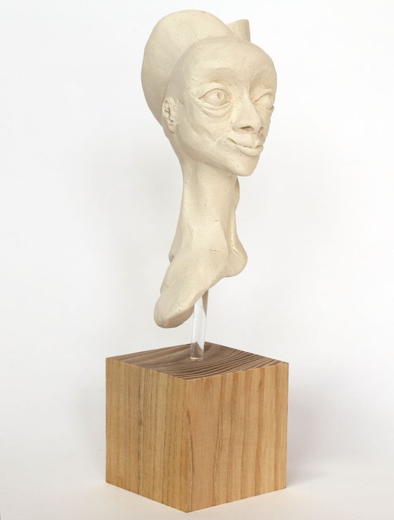 Chi: ceramic portrait sculpture