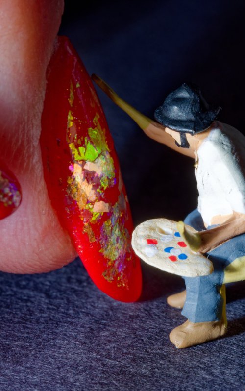 Micro Manicure by Marc Ehrenbold