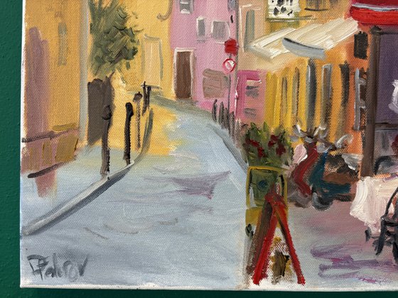 Red cafe in Sainte-Maxime