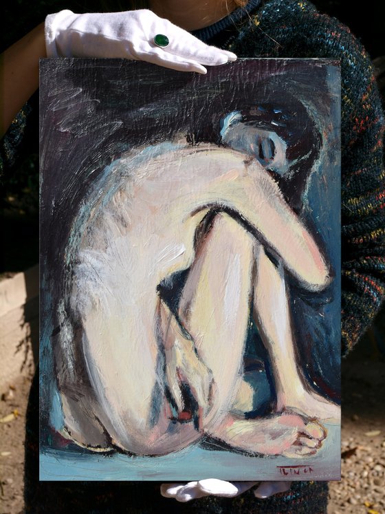 nude woman sitting on the floor (3-2017), study