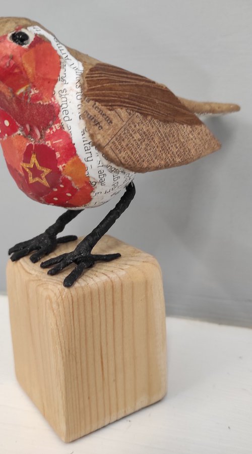 Robin #7 paper bird sculpture by Jane Palmer Art