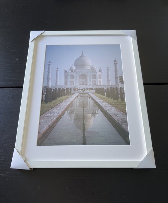THE BEAUTIFUL TAJ MAHAL