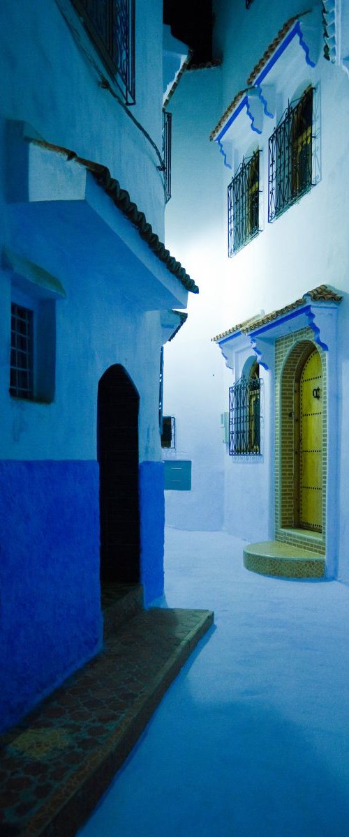 Night in Chefchaouen by Tom Hanslien