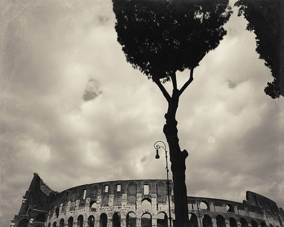 Colosseum tops