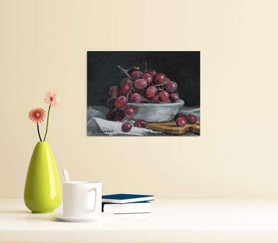 Red grapes. 24x18