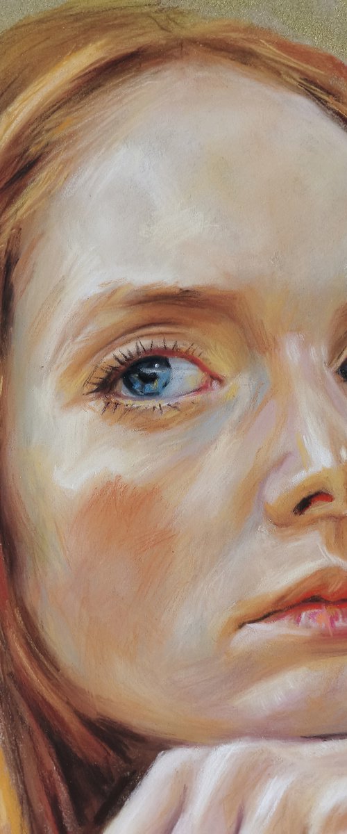 Golden portrait 2 by Elza Slo